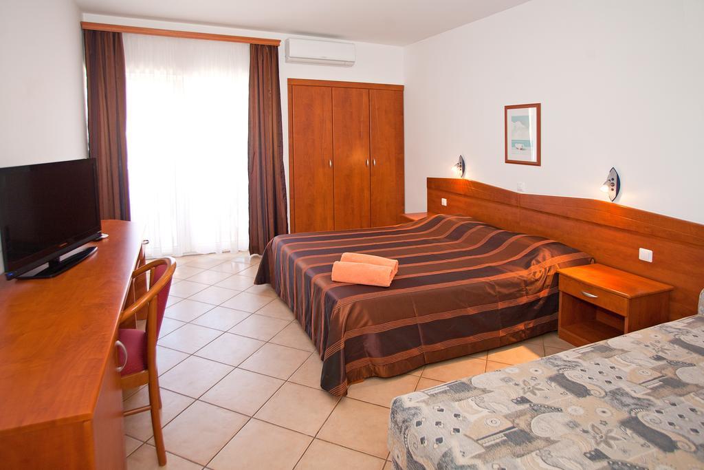 Guesthouse Villa Adria Малинска Экстерьер фото