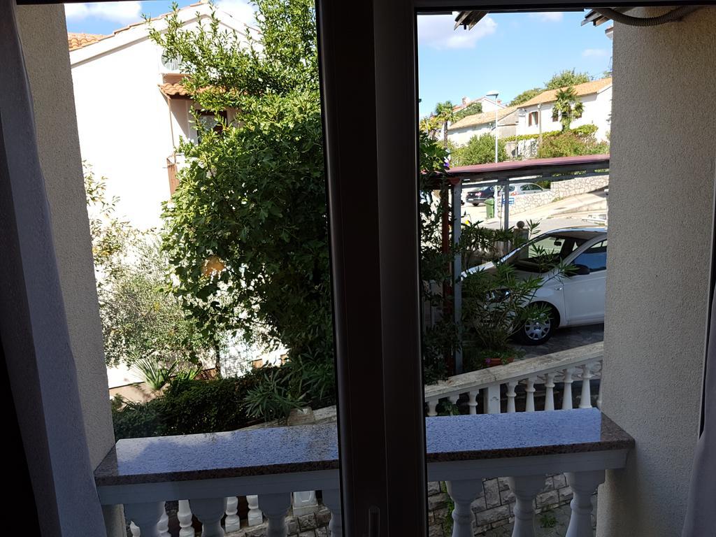 Guesthouse Villa Adria Малинска Экстерьер фото